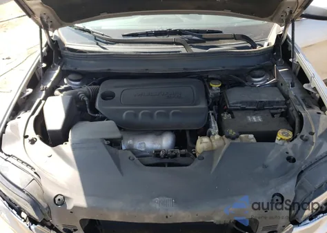 2019 Jeep Cherokee Latitude Plus Fwd from USA, damaged, VIN 1C4PJLLB1KD353904